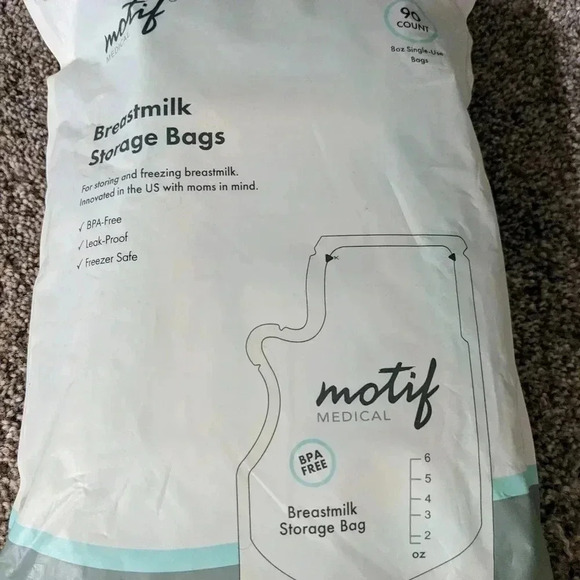 Motif Medical 90 Count 8oz Single Use Breastmilk Storage Bags Freezer BFA - Picture 3 of 4